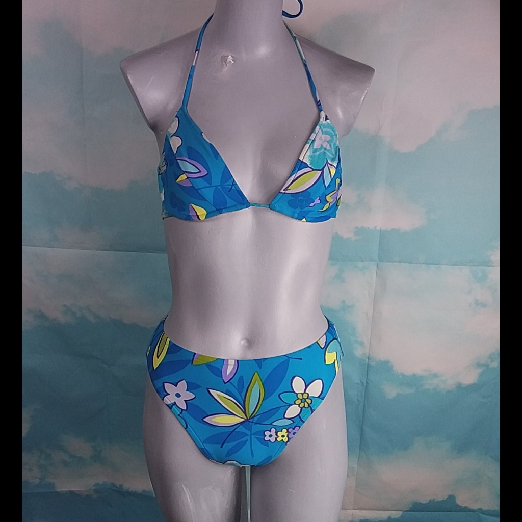Victoria Secrets Bikini 90s Miracle Bra
